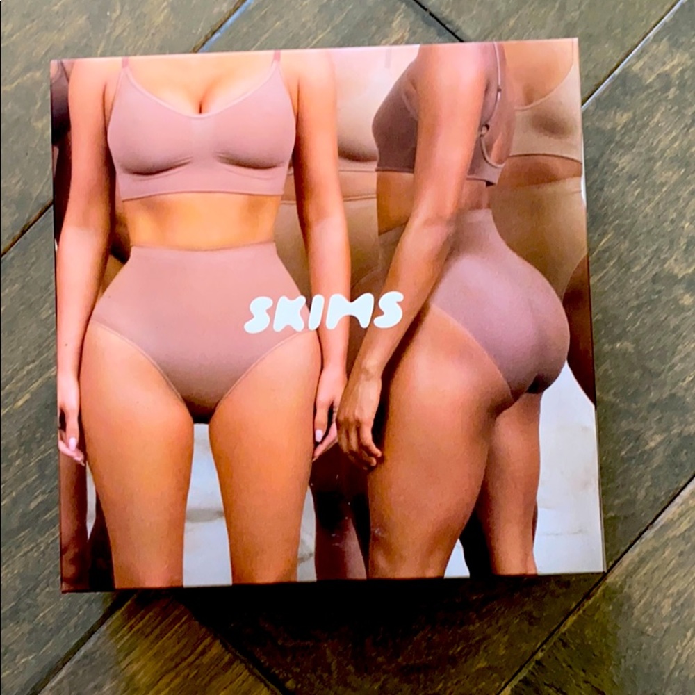 SKIMS High waste brief